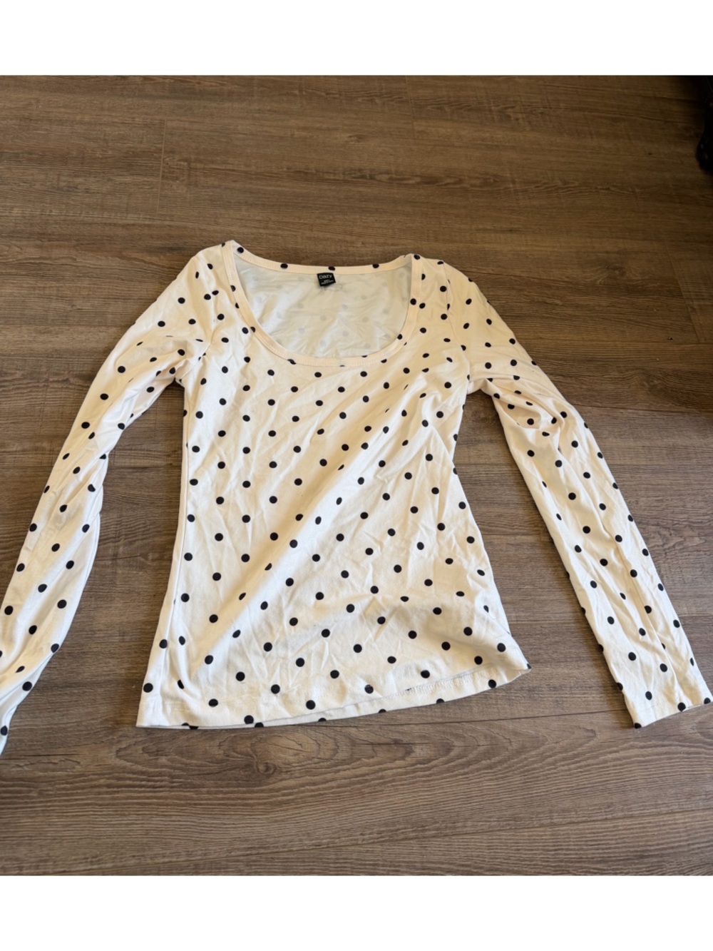 Polka Dot Long Sleeve Scoop Neck Tee - White with Black Dots